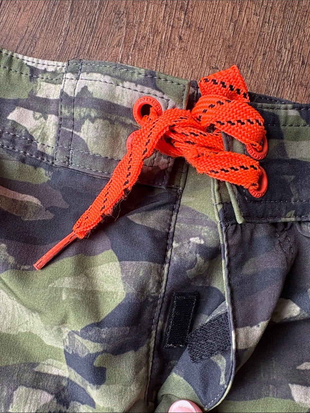 Under Armour Boys Camo Swim Shorts with Bright Orange Accents - Picture 4 of 6